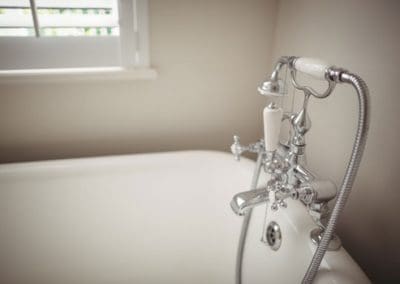 What to Do When Your Loved One with Dementia Refuses Bath Time