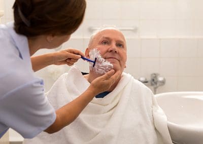 5 Tips for Assisting Your Loved One with Daily Grooming