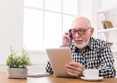 Beat the Learning Curve: 7 Tips for Helping Seniors with Technology