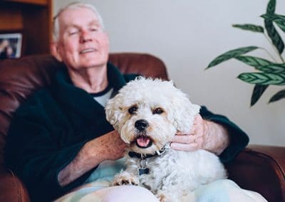 Benefits of Pet Therapy for People with Dementia