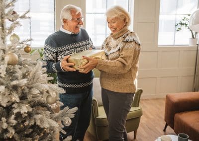 Holiday Gift Ideas for Individuals with Dementia